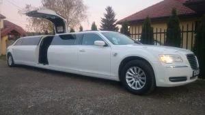 5 limuzyny003 chrysler 300 las vegas edition